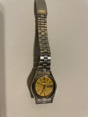 Seiko Silver Bracelet Watch with Gold Dial automatic